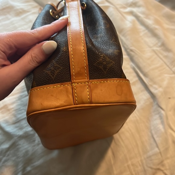 Louis Vuitton bucket bag - Picture 4 of 12